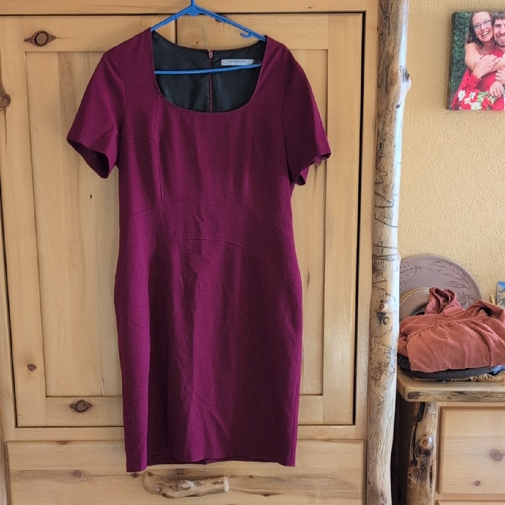 Marc Jacobs Plum Scoop-Neck Sheath Dress